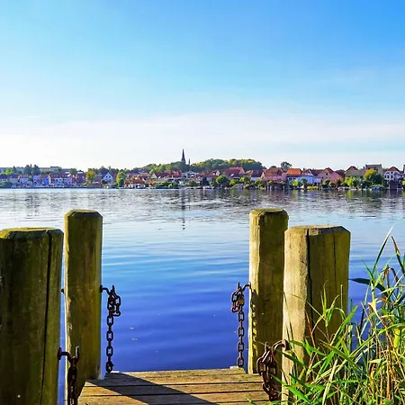 Daniela Mit Terrasse Und Garten *