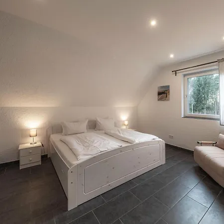 Daniela Mit Terrasse Und Garten Σπίτι διακοπών